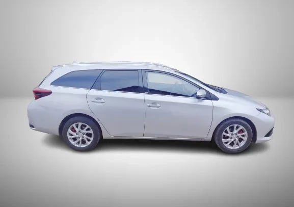 Toyota Auris cena 42999 przebieg: 158742, rok produkcji 2016 z Ostrołęka małe 106